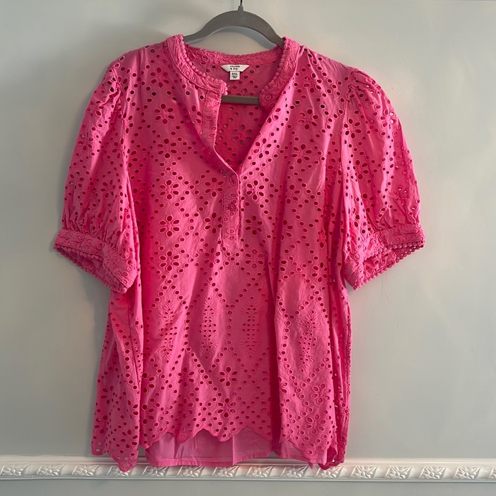 Eyelet Pink Women's Top - Unbranded